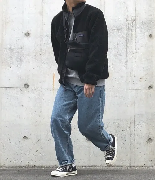 ボアジャケット×ジーンズのコーディネート