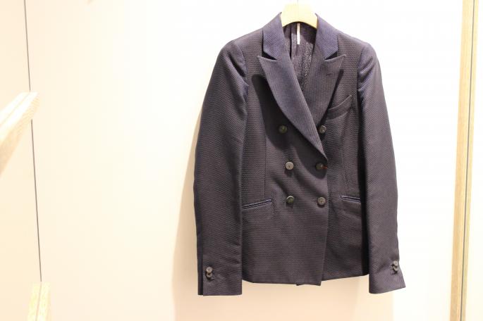 m's  braque <br />
Double Jacket<br />
COLOR / Navy<br />
SIZE / F38<br />
PRICE / 74,000+tax<br />
