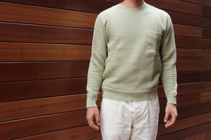 S.E.H KELLY <br />
Super soft cotton crew neck knit by Corgi <br />
COLOR / Navy,Green<br />
SIZE / S,M<br />
Made in ENGLAND<br />
PRICE / 69,000+tax→34,500+tax(50%OFF)<br />
<br />

