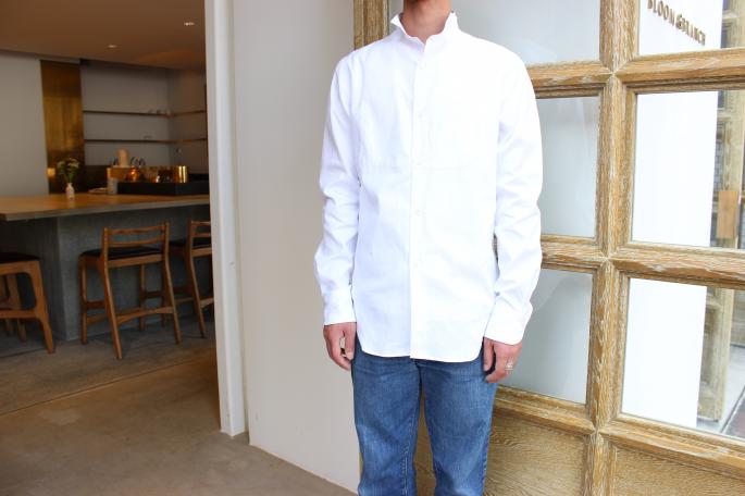 m's braque<br />
DICKY FRONT WING-COLLAR SHIRT <br />
COLOR / White ox,Shambray<br />
SIZE / 36,38,40<br />
Made in Japan<br />
PRICE / 23,000+tax