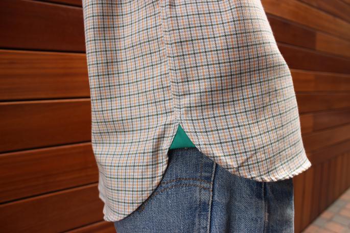 James Mortimer<br />
Acorn Check shirt<br />
COLOR / Dale Green<br />
SIZE / 22.000<br />
Made in IRELAND<br />
PRICE / 22.000+tax <br />
