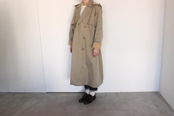 CristaSeya<br />
Over Sized Double Sized Trench Coat<br />
COLOR / Camel<br />
SIZE / XS<br />
Made in French<br />
PRICE / 250,000+tax<br />
<br />
SOSO PHLANNEL<br />
Cable Knit Big Sweater<br />
COLOR / Off White,Navy<br />
SIZE / 36<br />
Made in Japan<br />
PRICE / 24,000+tax<br />
<br />
SOSO PHLANNEL<br />
Selvedge Denim<br />
COLOR / Indigo<br />
SIZE / 34.36.38<br />
Made in Japan<br />
PRICE / 22,000+tax<br />
<br />
SANDERS<br />
Royal Navy Gibson<br />
COLOR / Black,Brawn<br />
SIZE / 4.5,5,5.5<br />
Made in England <br />
PRICE / 43,000+tax<br />
