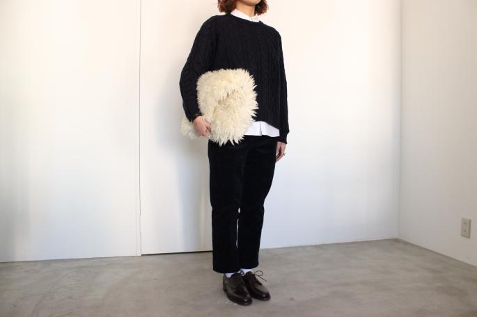 SOSO PHLANNEL<br />
Cable Knit Big Sweater<br />
COLOR / Off White,Navy<br />
SIZE / 36<br />
Made in Japan<br />
PRICE / 24,000+tax<br />
<br />
SOSO PHLANNEL<br />
Shirt<br />
COLOR / White,Blue<br />
SIZE / 34,36<br />
Made in Japan<br />
PRICE / 18,000+tax<br />
<br />
SOSO PHLANNEL<br />
Corduroy Pants<br />
COLOR / Brown,Navy<br />
SIZE / 34,36<br />
Made in Japan<br />
PRICE / 24,000+tax<br />
<br />
TOTeM Salvaged<br />
SeepClutch<br />
COLOR/ White<br />
SIZE / Free<br />
Made in USA<br />
PRICE / 56,000+tax<br />
<br />
SANDERS<br />
Royal Navy Gibson<br />
COLOR / Black,Brawn<br />
SIZE / 4.5,5,5.5<br />
Made in England <br />
PRICE / 43,000+tax