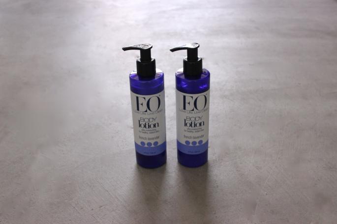EO<br />
Body Lotion<br />
AROMA / French Lavender<br />
SIZE / 236ml<br />
PRICE / 2,000+tax