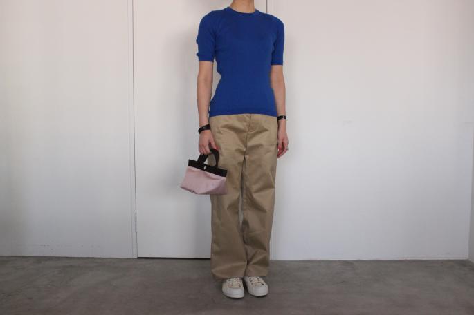 AURALEE<br />
High Gauge Rib Knit Tee <br />
COLOR / White,Navy,Blue<br />
SIZE / 1<br />
PRICE / 18,000+tax<br />
<br />
Phlannel<br />
High Dense West Point Trousers<br />
COLOR / Beige<br />
SIZE / 0,1,2<br />
PRICE / 18,000+tax<br />
<br />
MINER INDUSTRIES INC.<br />
U.S Forces Gym Shoes<br />
SIZE / 5 1/2 R<br />
Made in USA<br />
PRICE / 11,000+tax<br />
<br />
Herve Chapelier<br />
Small Tote<br />
COLOR / Navy,Tarama<br />
SIZE / S<br />
Made in France<br />
PRICE / 19,000+tax