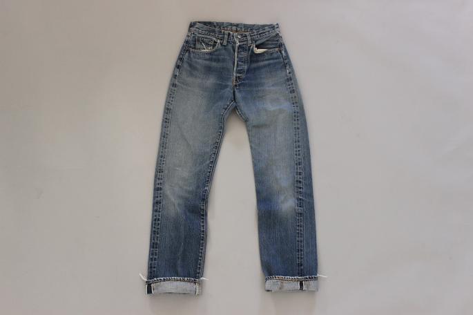 VINTAGE<br />
70' LEVIS 501 66 Single<br />
SIZE / W34,L29<br />
Made in USA<br />
PRICE / 24,000+tax
