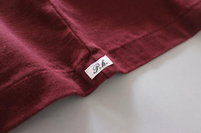 HEIGHT / 169cm<br />
WEAR SIZE / S<br />
<br />
Phlannel<br />
Suvin Cotton Long Sleeve T-Shirt <br />
COLOR / Bordeaux,White,Gray,Navy<br />
SIZE / S,M,L<br />
PRICE / 14,000+tax<br />
<br />
Westpoint Wide Trousers<br />
COLOR / White,Beige<br />
SIZE / S,M,L<br />
PRICE / 20,000+tax<br />
<br />
Made in Japan