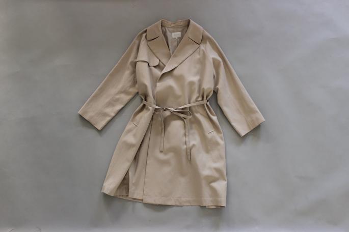 HEIGHT / 165cm<br />
WEAR SIZE / 0<br />
<br />
Phlannel<br />
Cotton Cupra Wrap Trench Coat <br />
COLOR / Begie<br />
SIZE / 0<br />
PRICE / 59,000+tax<br />
<br />
West Point Wide Trousers<br />
COLOR /White,Begie<br />
SIZE / 0,1<br />
PRICE / 19,000+tax<br />
<br />
Phlannel(Men's) <br />
Suvin Cotton Pocket T-shirt <br />
COLOR / White,Gray,Navy,Black<br />
SIZE / S,M,L<br />
PRICE / 9,500+tax<br />
<br />
Made In Japan
