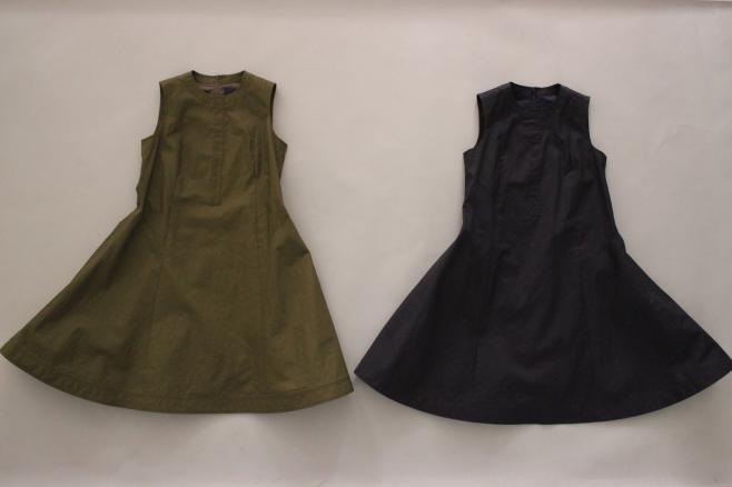 HEIGHT / 159㎝<br />
WEAR SIZE / 34<br />
<br />
SOSO PHLANNEL<br />
Flare Sleeveless Dress <br />
COLOR / Navy,Khaki<br />
SIZE / 34,36<br />
Made In Japan<br />
PRICE / 35,000+tax