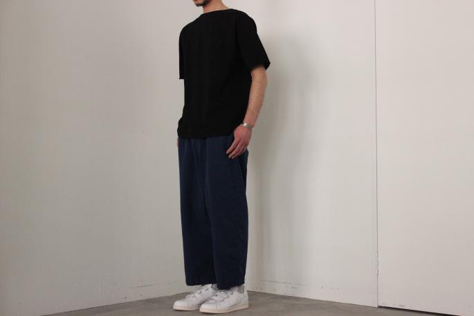 HEIGHT / 169㎝<br />
WEAR SIZE / M<br />
<br />
Phlannel<br />
Matelot Jersey T-shirt <br />
COLOR / White,Gray,Black<br />
SIZE / M,L<br />
Made In Japan<br />
PRICE / 9,500+tax<br />
<br />
Porter Classic<br />
Weather Pants<br />
COLOR / Blue,Black<br />
SIZE / S,M,L<br />
Made In Japan<br />
PRICE / 32,000+tax<br />
<br />
adidas<br />
Stan Smith Comfort<br />
COLOR / Gold,Green<br />
SIZE / 26,27,28<br />
PRICE / 15,000+tax