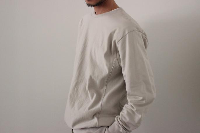 HEIGHT / 169㎝<br />
WEAR SIZE / 3<br />
<br />
AURALEE <br />
Super High Gauge Sweat Pullover<br />
COLOR / White Gray,Top Gray <br />
SIZE / 3,4<br />
Made In Japan<br />
PRICE / 16,000+tax<br />
<br />
ts(s)<br />
2 In-Pleat Wide Pants<br />
COLOR / Olive,Beige<br />
SIZE / 1,2<br />
Made In Japan<br />
PRICE / 25,000+tax<br />
<br />
adidas<br />
Stan Smith Comfort<br />
COLOR / Gold,Green<br />
SIZE / 26,27,28<br />
PRICE / 15,000+tax