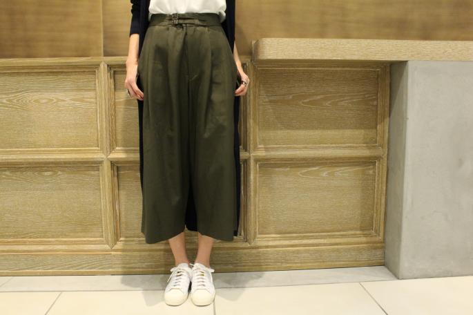 HEIGHT / 165cm<br />
WEAR SIZE / 0<br />
<br />
Phlannel<br />
C/Cu/Li Twill Gurkha Trousers<br />
COLOR / Khaki,Beige<br />
SIZE / 0,1<br />
PRICE / 24,000＋tax<br />
<br />
Suvin Cotton Terry T-Shirt<br />
COLOR / White,Gray<br />
SIZE / 0,1<br />
PRICE / 14,000＋tax<br />
<br />
Made In Japan<br />
<br />
SOSO Phlannel<br />
Rib Knit Long Cardigan<br />
COLOR / Navy,Beige<br />
SIZE / 36<br />
Made In Japan<br />
PRICE / 14,000＋tax<br />
<br />
adidas <br />
SUPERSTAR 80's DLX <br />
COLOR / White<br />
SIZE / 23,23.5,24,24.5,25<br />
PRICE / 16,000+tax