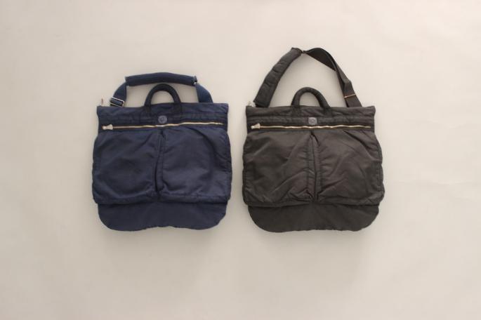 PORTER CLASSIC<br />
Hand Work Duffle Bag<br />
COLOR / Khaki,Navy<br />
SIZE / Free<br />
Made In Japan<br />
PRICE / 37,500+tax