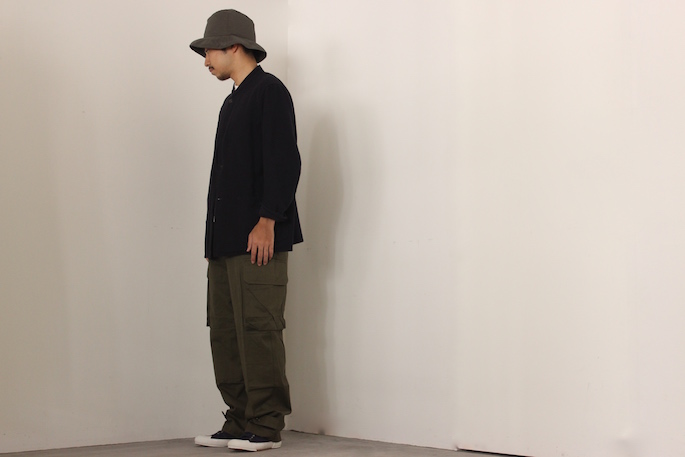 HEIGHT / 168㎝<br />
WEAR SIZE / 21<br />
<br />
Vintage<br />
M-47 Field Pants <br />
COLOR / Olive<br />
SIZE / 21,31,33<br />
Made In France<br />
PRICE / 13,000+tax<br />
<br />
COMOLI<br />
Inlay Twill Stand Collar Jacket <br />
COLOR / Navy<br />
SIZE / 1,2<br />
Made In Japan<br />
PRICE / 38,000+tax<br />
<br />
KIJIMA TAKAYUKI<br />
Beaver Hat<br />
COLOR / Gray,Black<br />
SIZE / Free<br />
Made In Japan<br />
PRICE / 38,000+tax<br />
<br />
Italy Navy Sneaker<br />
COLOR / Navy<br />
SIZE / 42,43<br />
PRICE / 6,000+tax