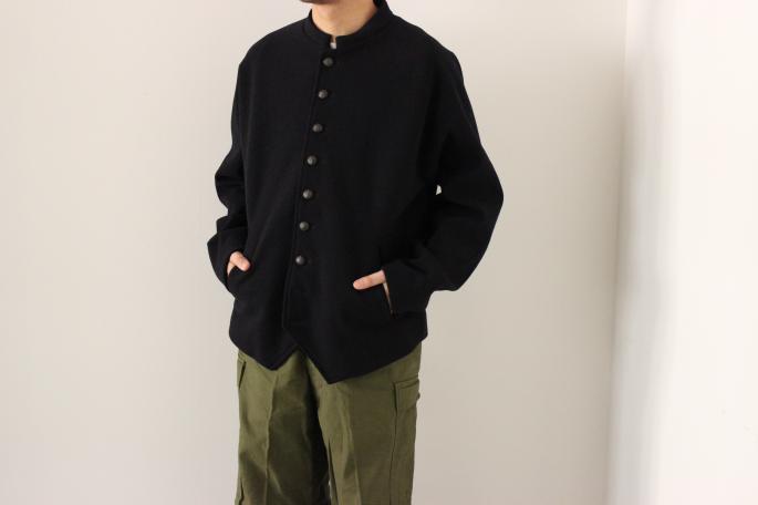 HEIGHT / 168cm<br />
WEAR SIZE / M<br />
<br />
Needles <br />
Dolman Sleeve Riding Jacket<br />
COLOR / Navy<br />
SIZE /S,M<br />
Made In Japan<br />
PRICE / 47,000+tax<br />
<br />
Vintage<br />
70' US MILITALY M-65 TROUSERS DEADSTOCK<br />
COLOR / Khaki<br />
SIZE /　Small Regular<br />
Made In USA<br />
PRICE / 9,500+tax<br />
