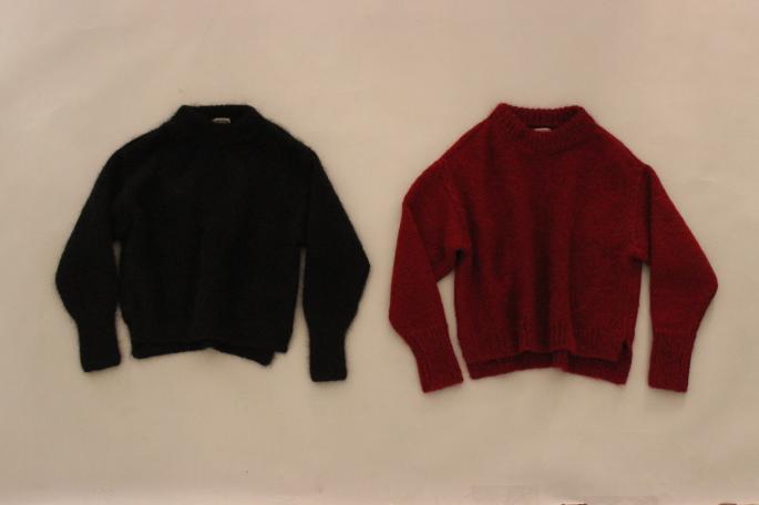 HIGHT / 159cm<br />
WEAR SIZE / 0<br />
<br />
Phlannel<br />
Hand Knitted Diagonal Mohair Sweater<br />
COLOR / Bordeaux,Black<br />
SIZE / 0,1<br />
Made In Japan<br />
PRICE / 60,000+tax<br />
<br />
GALLEGO DESPORTES<br />
Elastic Belt Pants / Side Pockets(Twill)<br />
COLOR / Black<br />
SIZE / S<br />
Made In France<br />
PRICE / 24,000+tax<br />
<br />
KATIM<br />
KOTTO<br />
COLOR / Urushi<br />
SIZE / 35.5,36,36.5,37,37.5<br />
Made In Japan<br />
PRICE / 44,000+tax