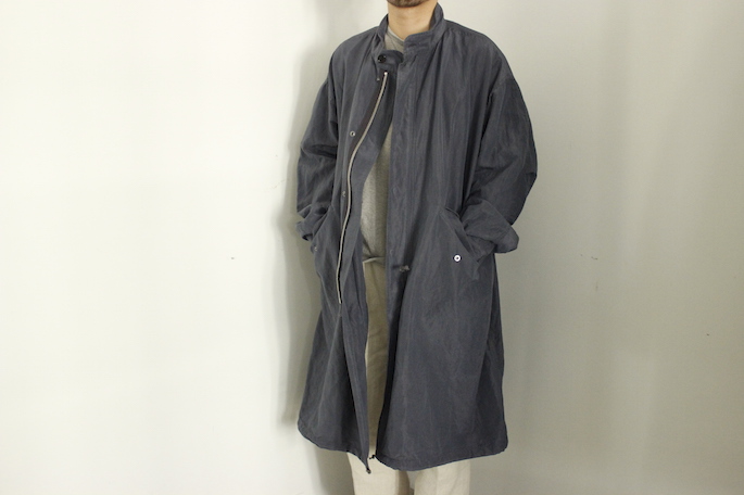 HIGHT / 168cm<br />
WEAR SIZE / M<br />
<br />
Phlannel<br />
Silk Ramie End on End Field Coat  <br />
COLOR / BlueGray<br />
SIZE / M<br />
Made In Japan<br />
PRICE / 98,000+tax