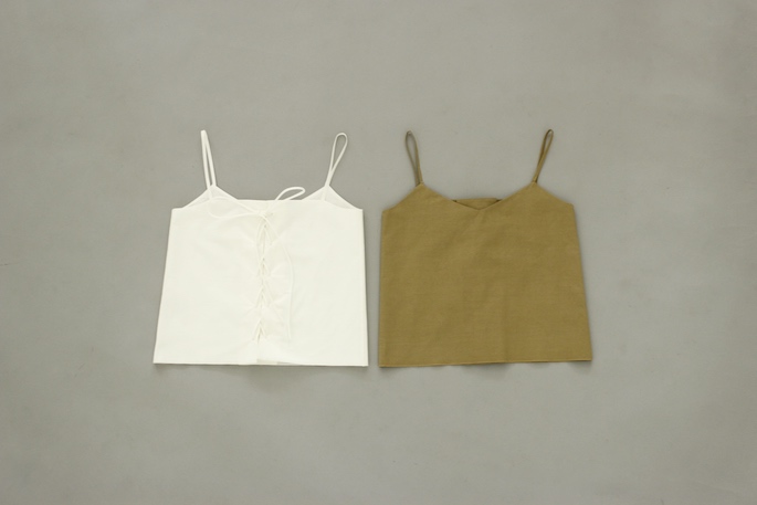 HIGHT / 151cm <br />
WEAR SIZE / 0<br />
<br />
AURALEE<br />
Selevedge Weathercloth Laceup Camisole<br />
COLOR / Khaki,White<br />
SIZE / 0,1<br />
Made In Japan<br />
PRICE / 20,000+tax<br />
<br />
Phlannel<br />
Light Suvin Cotton Tshirt<br />
COLOR / White,Navy,Walnut,Dark Gray<br />
SIZE / 0,1<br />
Made In Japan<br />
PRICE / 10,000+tax<br />
<br />
DIMISSIANOS&MILLER <br />
MIA FASA with anklestrap<br />
COLOR / Natural,Black <br />
SIZE / 35,36,37<br />
Made In Greece<br />
PRICE / 42,000+tax<br />
<br />
