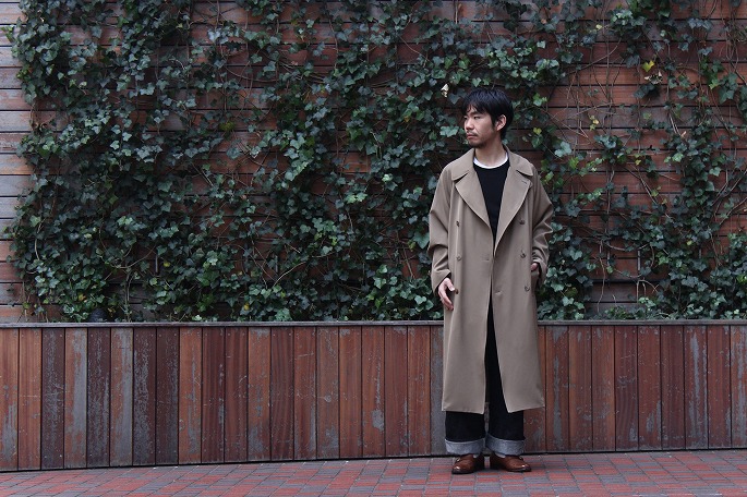 若者の大愛商品 comoli WOOLGABARDINE DOUBLEBREASTED COAT